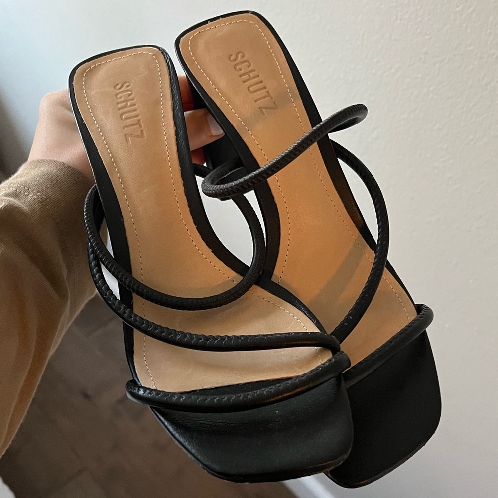 Schutz chessie nappa leather sandal Size 8.5